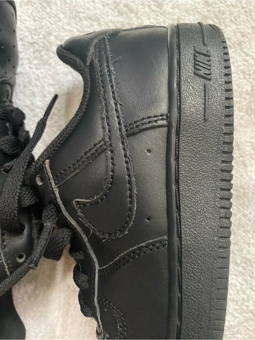 Nike Kids' Black Low-Top Sneakers Size 12 C